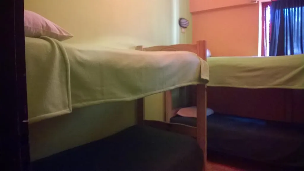 Campo Base Youth Hostel Мендоса Аргентина