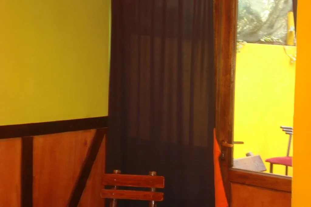 Campo Base Youth Hostel Mendoza